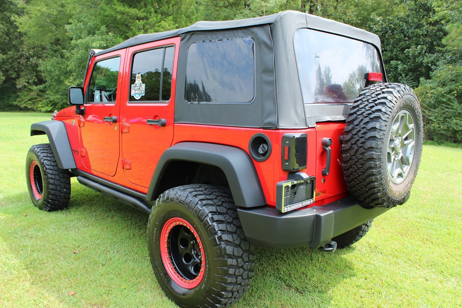 Pre-owned 2017 Jeep Wrangler Unlimited Rubicon Convertible In 