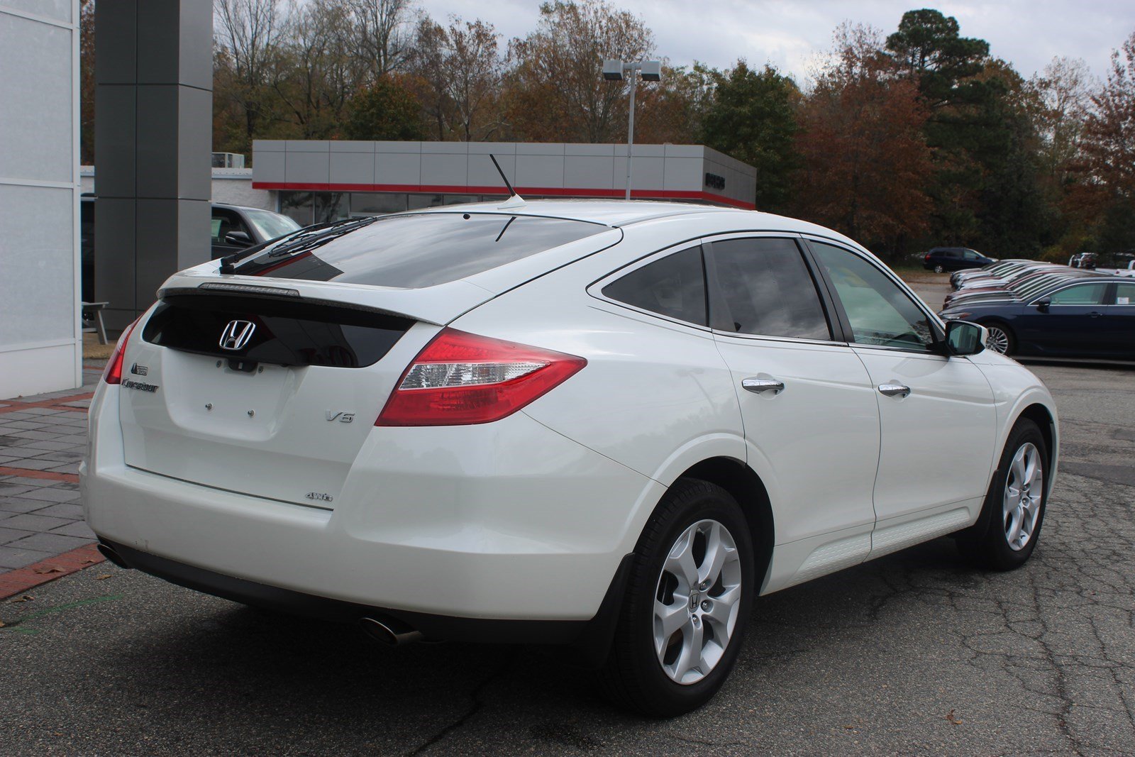 Pre-Owned 2012 Honda Crosstour EX-L Hatchback in Gloucester #8427A ...