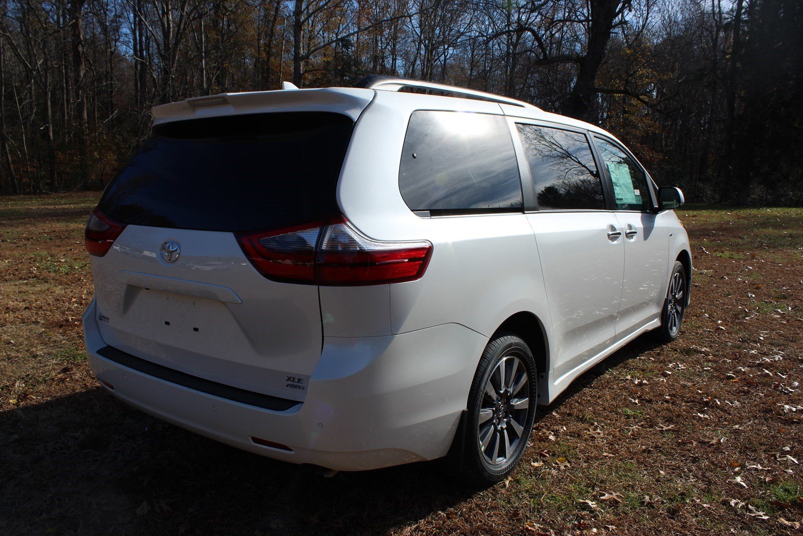 New 2020 Toyota Sienna XLE Premium Mini-van, Passenger in Gloucester ...