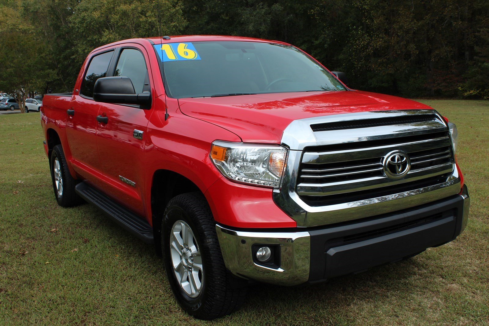 Pre-Owned 2016 Toyota Tundra 4WD Truck SR5 Crew Cab Pickup in