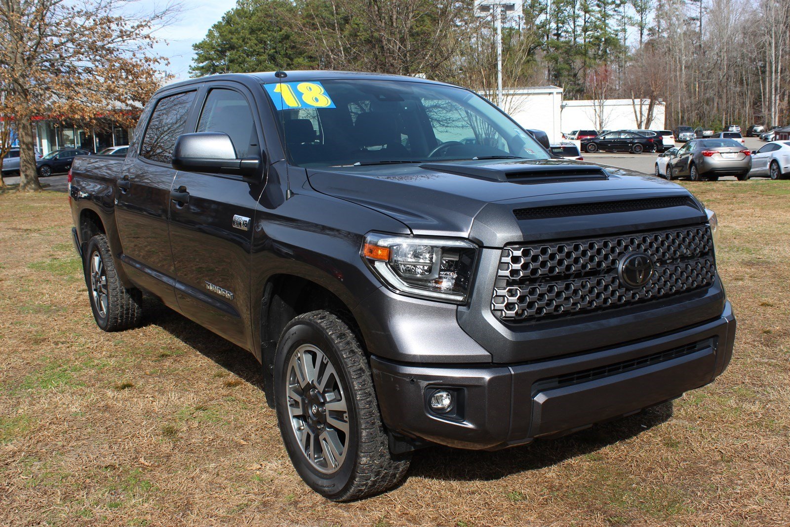 Pre-Owned 2018 Toyota Tundra 4WD SR5 Crew Cab Pickup in Gloucester #