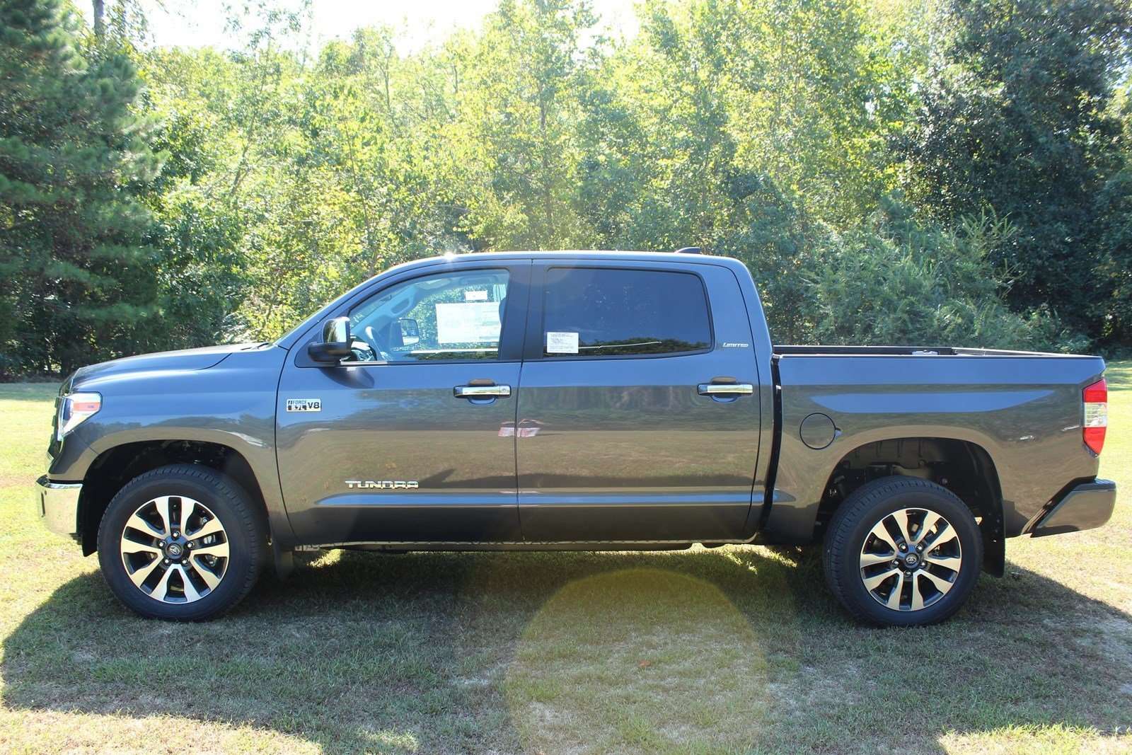 New 2020 Toyota Tundra 4WD Limited Crew Cab Pickup in Gloucester #9075